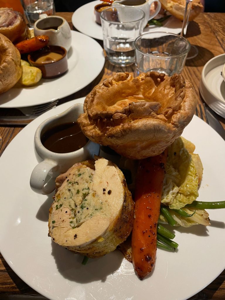 The Best Roast Dinners in Clapham, London: Top 10 Spots